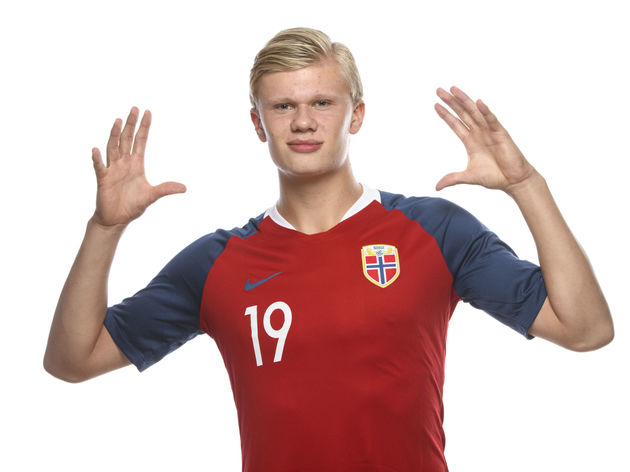 英媒：一名苏格兰球员膝盖受伤等待救护车近10小时，政府道歉