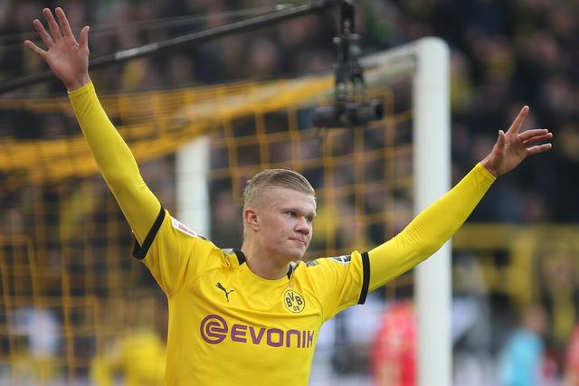 C罗打趣：詹姆斯是个好人，但我头发比他多！（C罗调侃詹姆斯：人品满分，发量我更胜一筹）