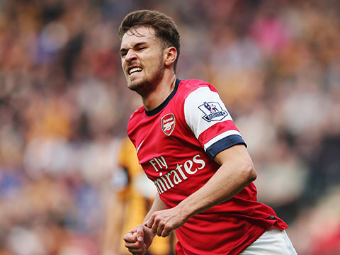 记者：阿贾克斯正接触前狼堡主帅西莫尼斯，视为海廷加继任者