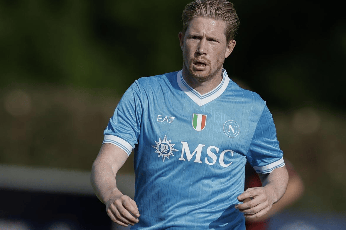 塞梅尼奥争夺战：曼城领跑 曼联+利物浦仍在谈判 蓝军+热刺已退出（塞梅尼奥转会之争：曼城占先，曼联与利物浦仍在洽谈，切尔西与热刺已退场）